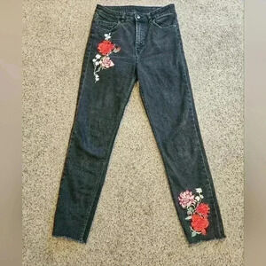 Divided High-Waisted Black Jeans With Rough Hem & Pink & Red Rose Design, Size 8